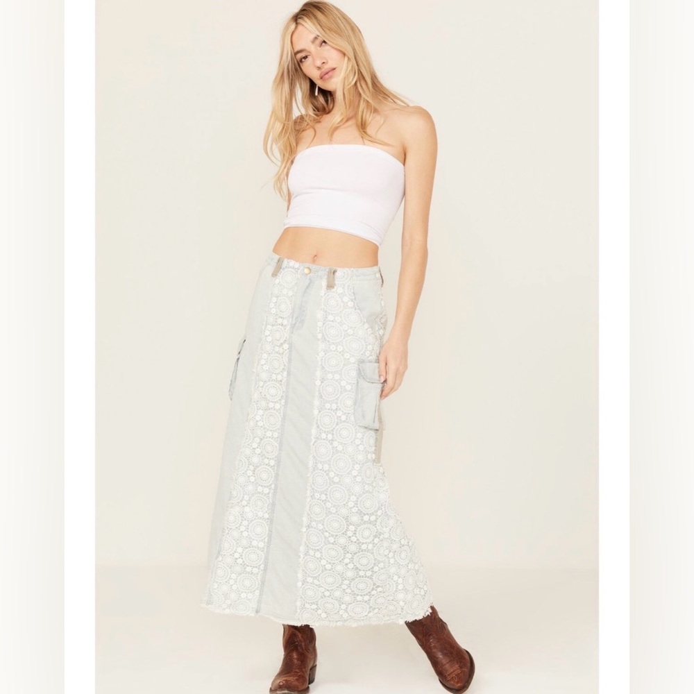 POL Light Denim and Lace Skirt NWOT